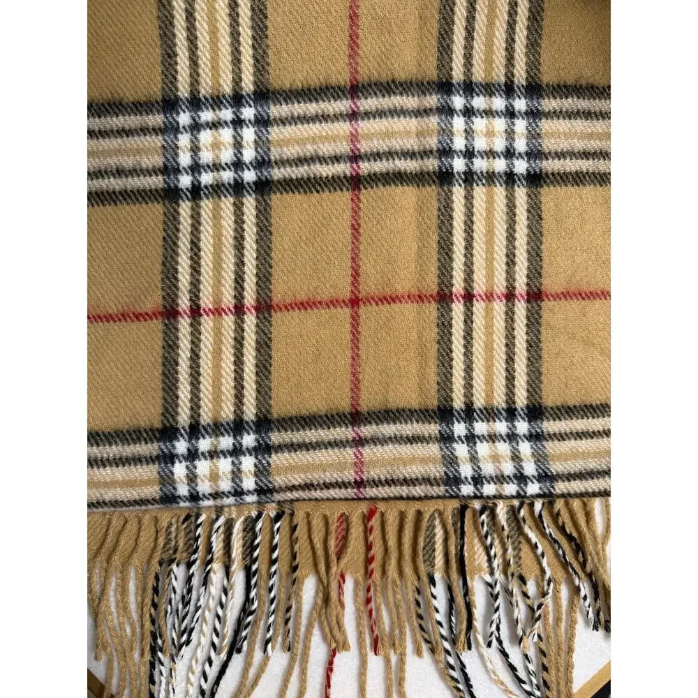 VanHeusen scarf Italy